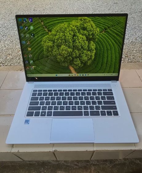 ขายโน๊ตบุค Intel NUC M15 Laptop แน้นทำงาน ดูหนัง 4kได้ ตัดต่อภาพ วีดีโอได้ มีพอHDMI THUNDERBOLT window 11แท้ แบตเก็บไฟ