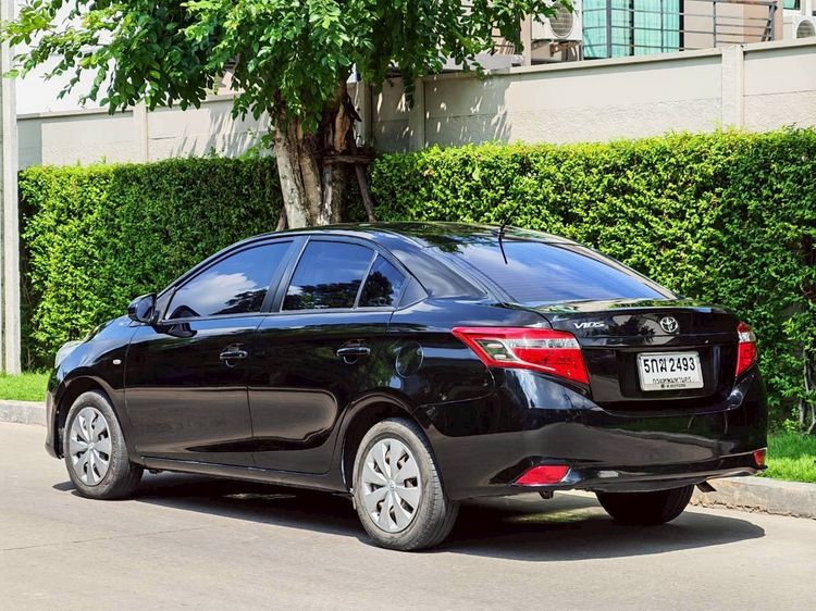 Toyota Vios 2016 1.5 J Sedan เบนซิน ไม่ติดแก๊ส เกียร์อัตโนมัติ ดำ รูปที่ 4