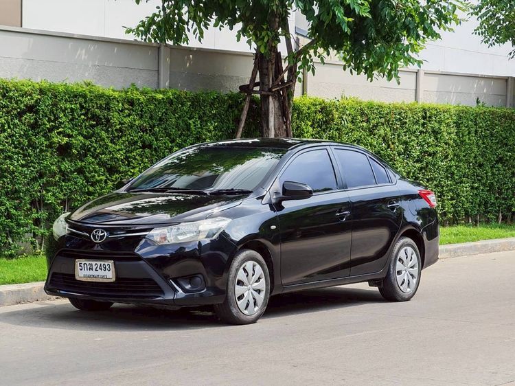 รถ Toyota Vios 1.5 J สี ดำ