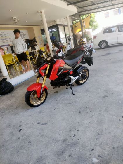 ขออนุญาตถ่าย MSX 125 ปี 2014 เอกสารครบโอนภาษี 7 0 เครื่องจบพร้อมใช่ ล๊อคคอได้ปกติ สนใจทักแชทก่อนตัดสินใจได้ ค่ะ รูปที่ 2