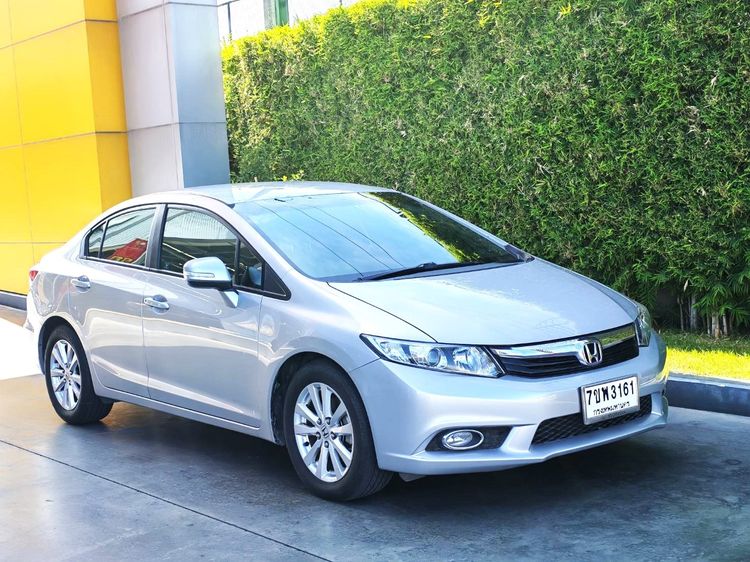 HONDA CIVIC 1.8 E AUTO เทา 2013 รถบ้านสวยพร้อมใช้
