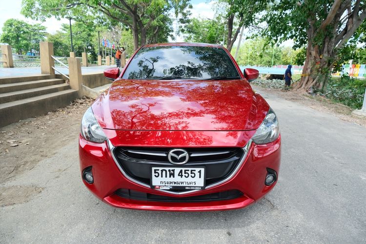 Mazda Mazda 2 2017 1.3 High Plus Sedan เบนซิน ไม่ติดแก๊ส เกียร์อัตโนมัติ แดง รูปที่ 2