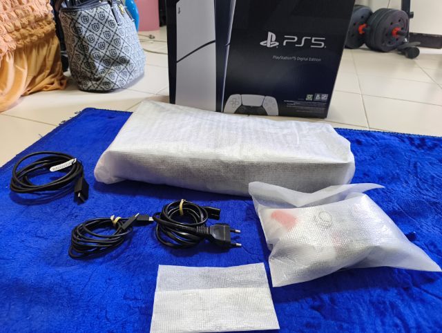PS5 digital slim 