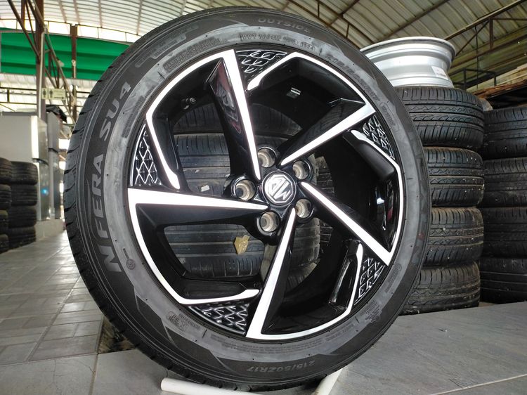 แม็กmg ขอบ17 พร้อมยางยNexen 215 50 17 ปี24 ใส่ mg ep ,mg4 mg5 mg11900 รูปที่ 3
