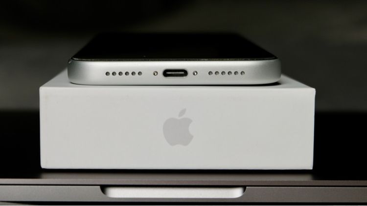 Iphone 17 Pro Max 256 GB สีขาว รูปที่ 3