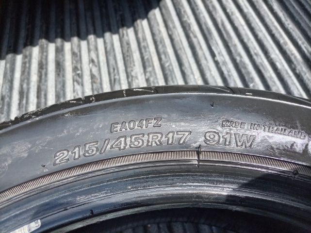ยาง Bridgestone 215 45 17 ปลายปี 22 มีคู่