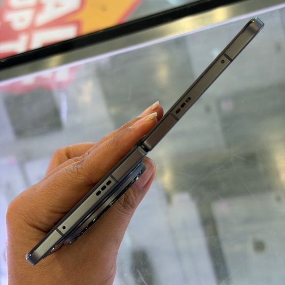 Oppo Find N3 สีดำ เครื่องศูนย์ สภาพสวยมาก จอ7.82นิ้ว แรม12รอม512 Snap8 Gen2 กล้อง64ล้าน(3ตัว)🔥🔥 รูปที่ 6