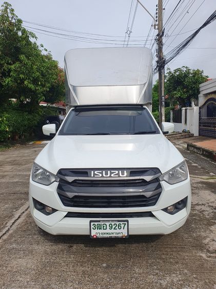 รถ Isuzu D-MAX 3.0 S สี ขาว