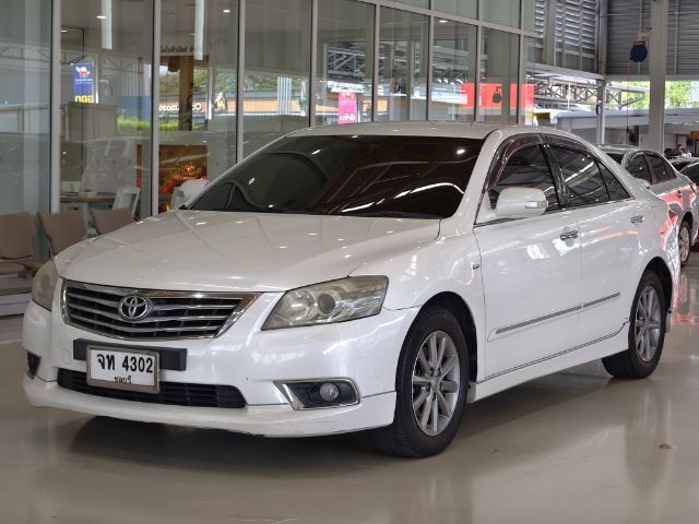 รถ Toyota Camry 2.0 G Extremo สี ขาว