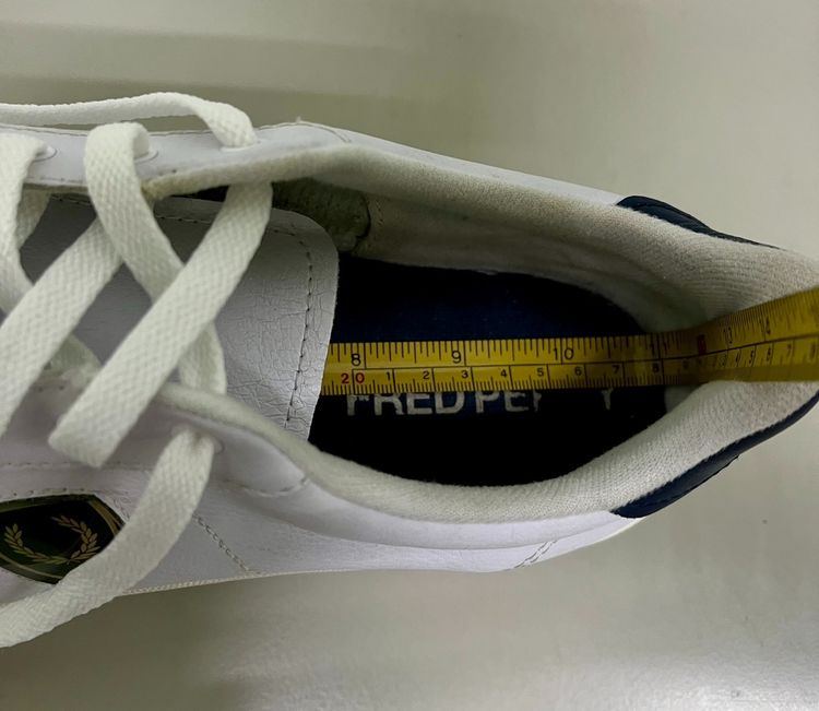 Fred perry หนังสีขาว เบอร์ 43 ยาว 28 cm สภาพดี  รูปที่ 6