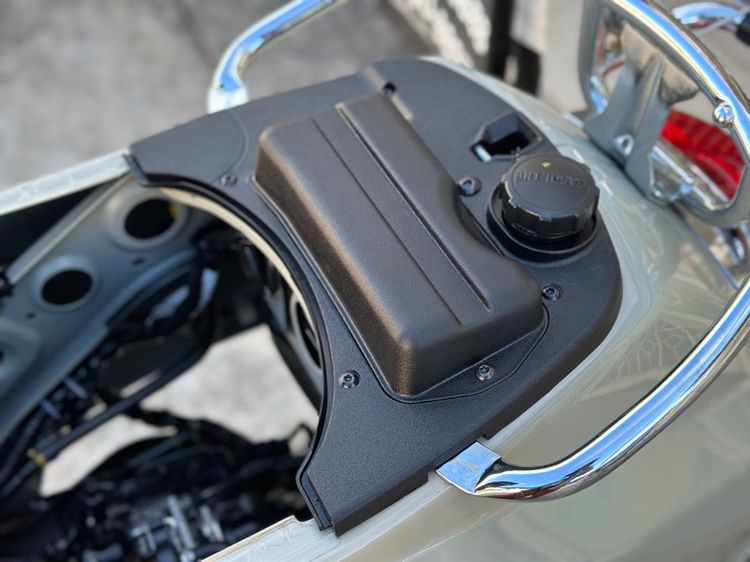 Vespa LX125 i-get รูปที่ 17