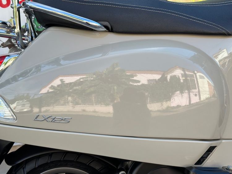 Vespa LX125 i-get รูปที่ 7