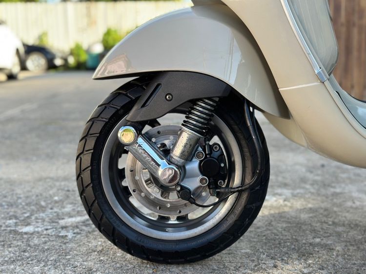 Vespa LX125 i-get รูปที่ 11