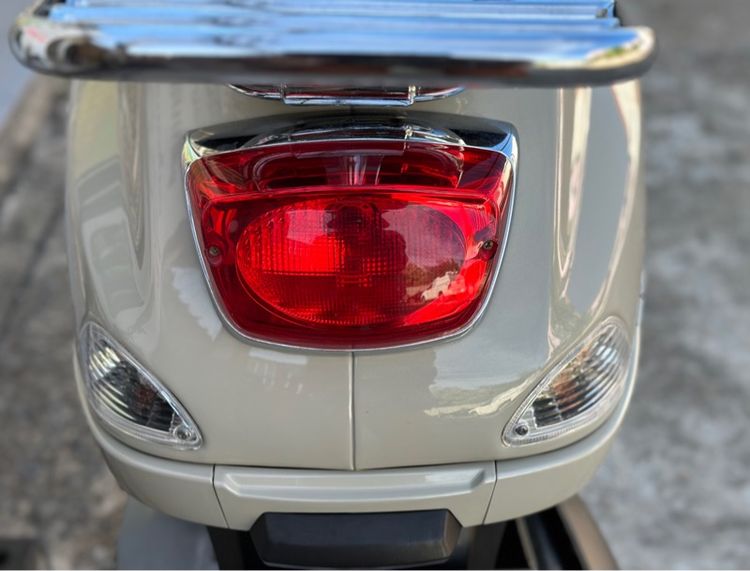 Vespa LX125 i-get รูปที่ 6