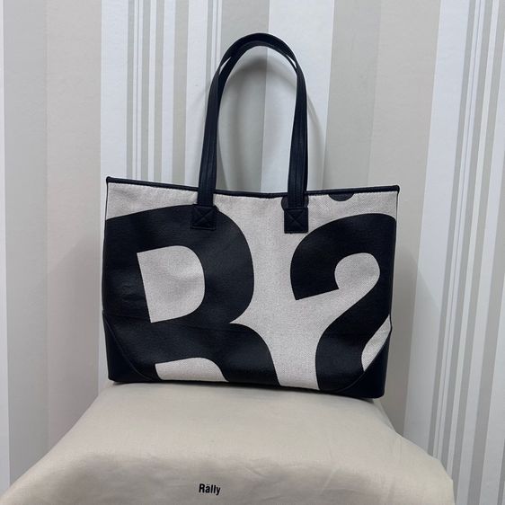 Rally Movement City Tote กระเป๋าแรลลี่