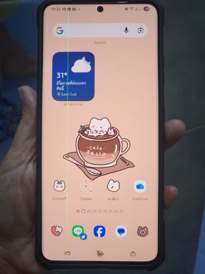 Sumsung S21 มือ สภาพดี ใช้งารลื่น ตำหนิเส้นเขียวบางมากตรงขอบตามภาพ