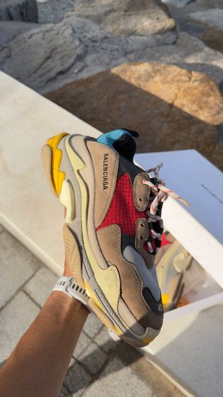 รองเท้า Balenciaga Triple S (ของแท้ ) รูปที่ 8