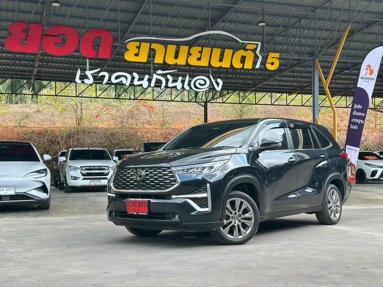 รถ Toyota Innova 2.0 Zenix HEV Premium สี ดำ