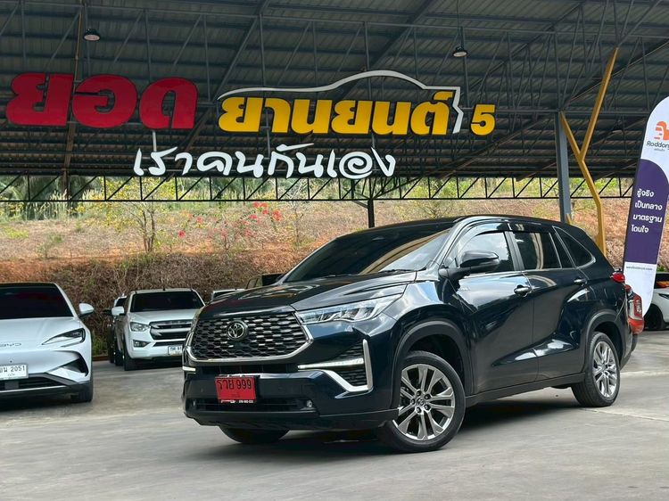 Toyota Innova 2024 2.0 Zenix HEV Premium Utility-car ไฮบริด ไม่ติดแก๊ส เกียร์อัตโนมัติ ดำ รูปที่ 2