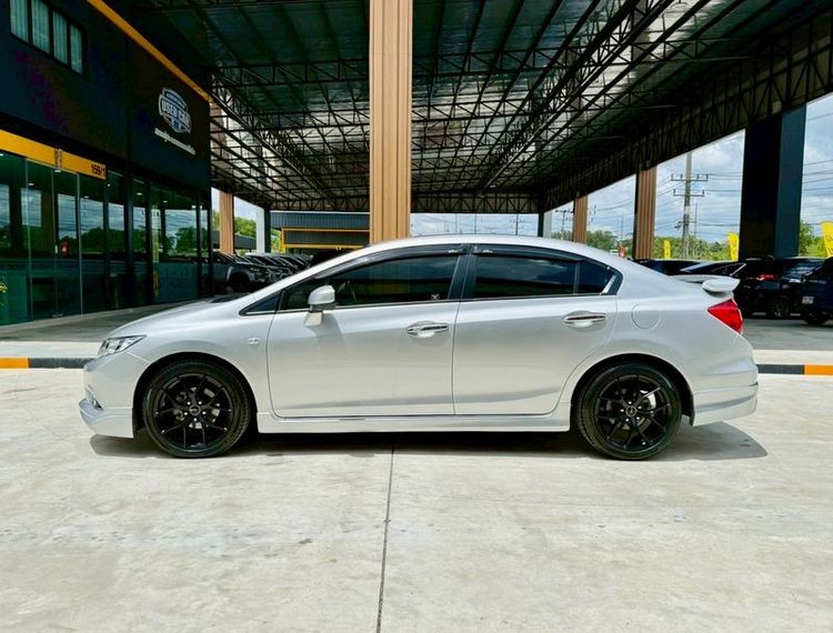 Honda Civic 2014 1.8 S i-VTEC Sedan เบนซิน ไม่ติดแก๊ส เกียร์อัตโนมัติ เงิน รูปที่ 4
