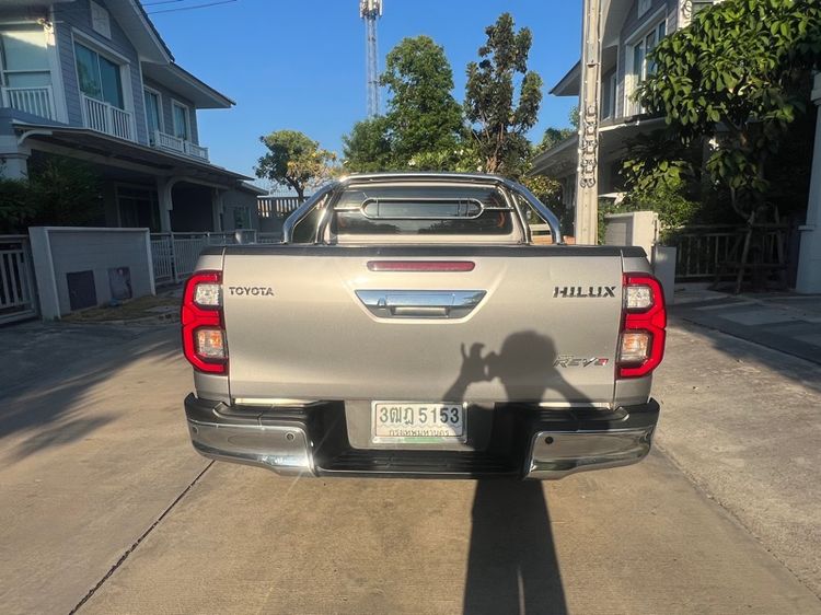 รถ Toyota Hilux Revo Smart Cab 2.4 Mid Prerunner สี เทา