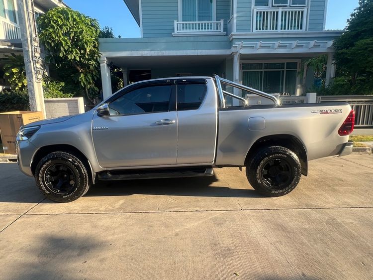 Toyota Hilux Revo 2022 Smart Cab 2.4 Mid Prerunner Pickup ดีเซล เกียร์อัตโนมัติ เทา รูปที่ 2