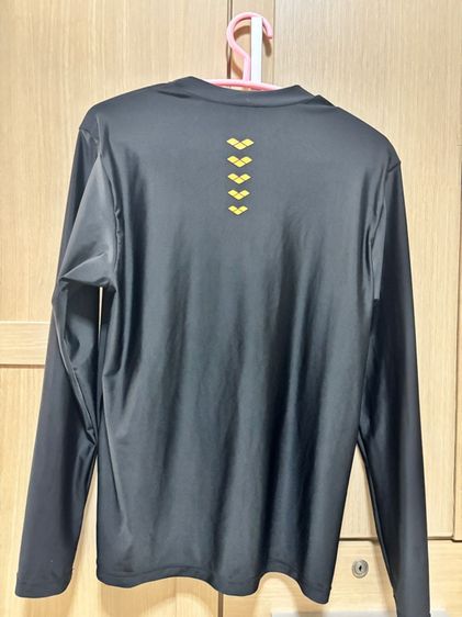 ไม่ระบุ ดำ ชุดว่ายน้ำ เสื้อว่ายน้ำ