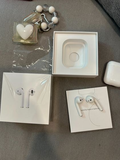Apple Airpods 2nd ใช้งานปกติ กล่องครบ ศูนย์ไทย