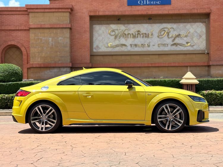 Audi Audi TT 2023 2.0 TFSI Quattro S Line 4WD Sedan เบนซิน เกียร์อัตโนมัติ เหลือง รูปที่ 3