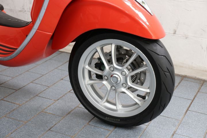 Vespa 150 iget ABS รูปที่ 10