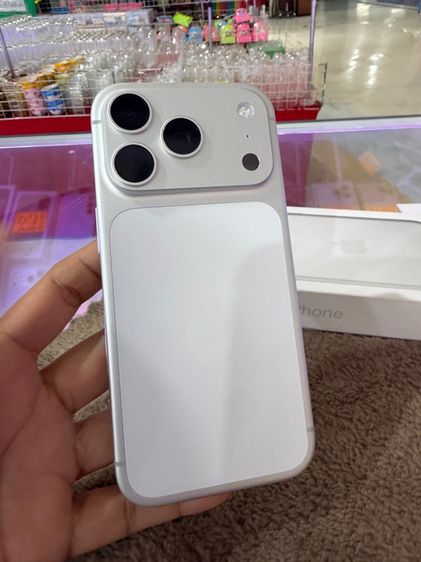17pro 256gb ขาวแบต 100 ธค69