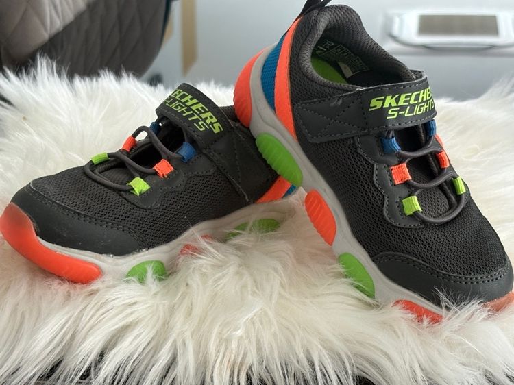 Skechers s-lights  รองเท้าเด็ก