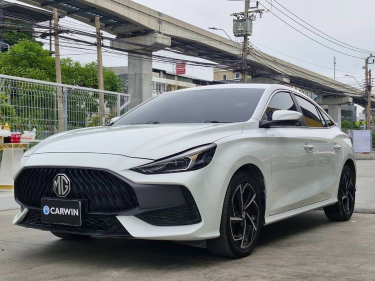 รถ MG MG5 1.5 X สี ขาว