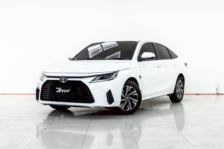 Toyota Yaris ATIV 2022 1.2 Smart Sedan เบนซิน ไม่ติดแก๊ส เกียร์อัตโนมัติ ขาว