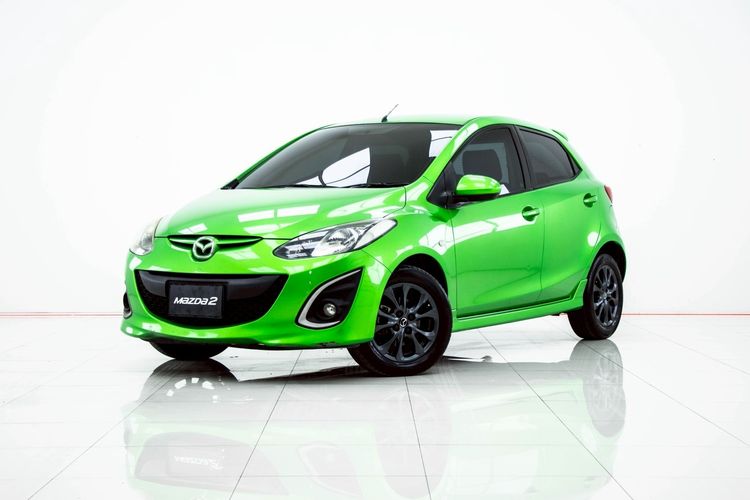 รถ Mazda Mazda 2 1.5 Spirit สี เขียว
