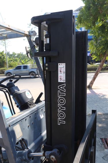 รถฟอร์คลิฟท์ TOYOTA 6FG30 มือสองจากญี่ปุ่น รูปที่ 5