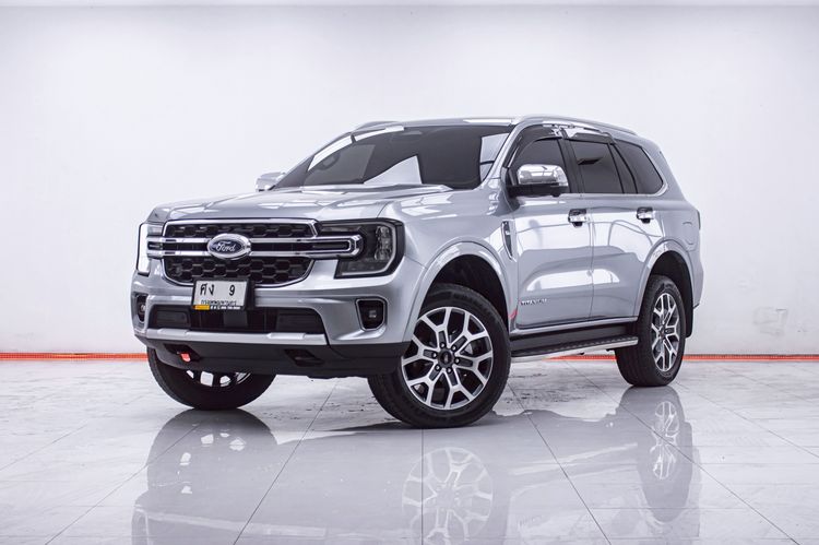 รถ Ford Everest 2.0 Bi-Turbo Titanium+ สี เทา