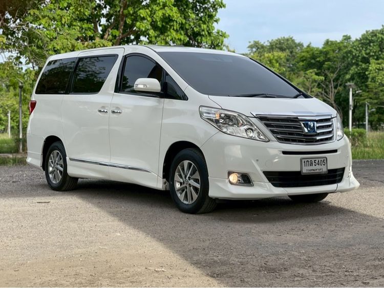 รถ Toyota Alphard 2.4 Hybrid E-Four 4WD สี ขาว