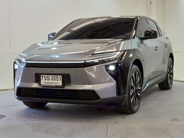 รถ Toyota Corolla Cross 1.8 Hybrid Premium Safety สี เทา