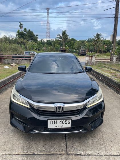 รถ Honda Accord 2.0 Hybrid Tech i-VTEC สี ดำ