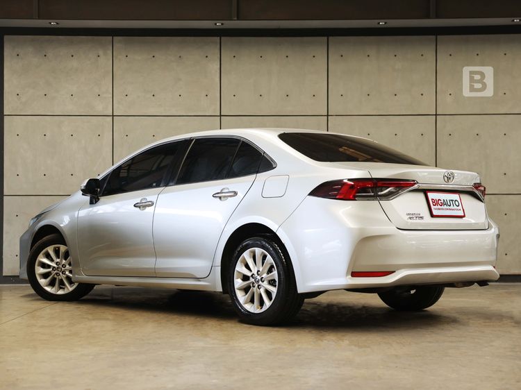 Toyota Altis 2020 1.6 G Sedan เบนซิน ไม่ติดแก๊ส เกียร์อัตโนมัติ บรอนซ์เงิน รูปที่ 4