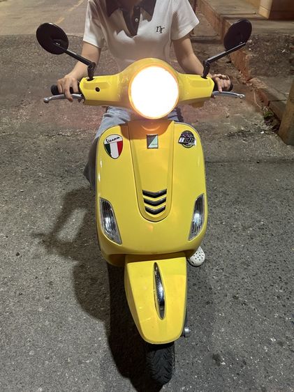 2018 รถ Vespa LX125 i-jet