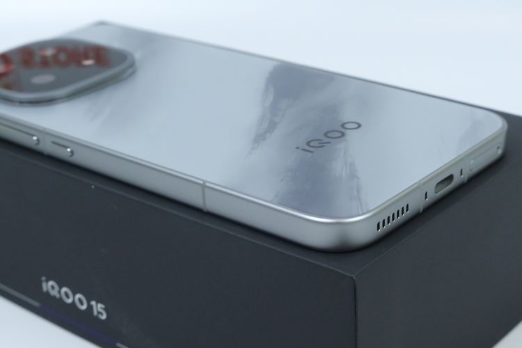 iQoo 15 12.256GB  รูปที่ 10