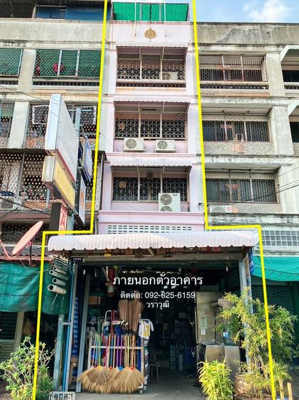 อาคารพาณิชย์ 4.5 ชั้น ปากเกร็ด 25.1 ตารางวา จอดรถ 2 คัน ใกล้ MRT กรมชลประทาน 600 ม. ซอยติวานนท์ 10