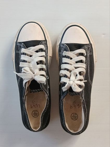 รอง เท้าผ้าใบ ไซส์ 37 90 บาท รวม ส่ง รูปที่ 2