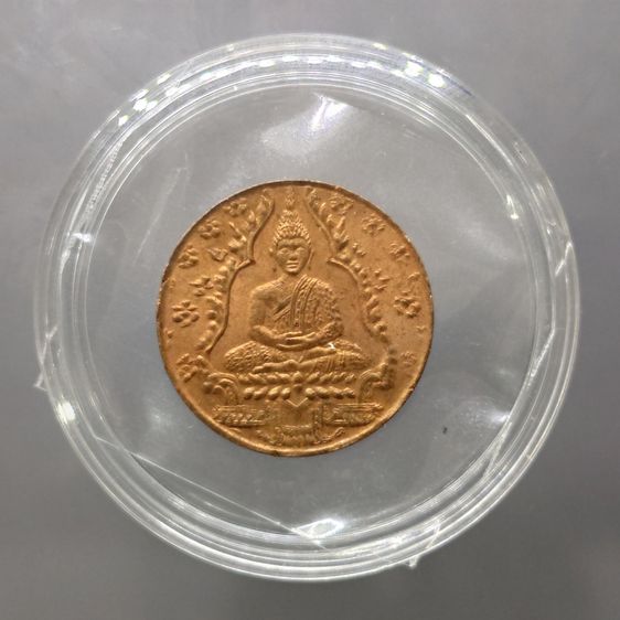 เหรียญพระแก้วมรกต เนื้อทองแดง รุ่นฉลองกรุง 150 ปี วัดพระศรีๆ รุ่นแรก รัชกาลที่7 สร้าง พ.ศ.2475 รูปที่ 7