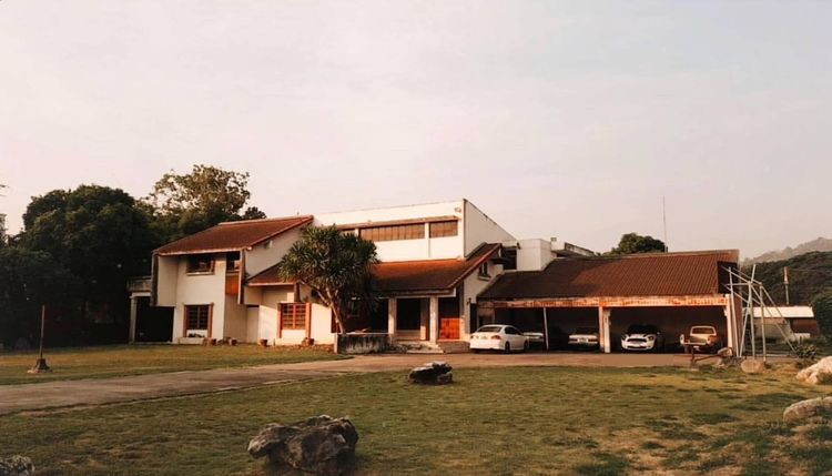 ขายบ้านพร้อมที่ดินขนาด 3ไร่ 1งาน ซอยวิศวะเสนานิคม ตัวเมืองราชบุรี
