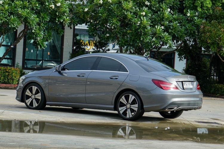 Mercedes-Benz CLA-Class 2017 CLA200 Sedan เบนซิน ไม่ติดแก๊ส เกียร์อัตโนมัติ เทา รูปที่ 2