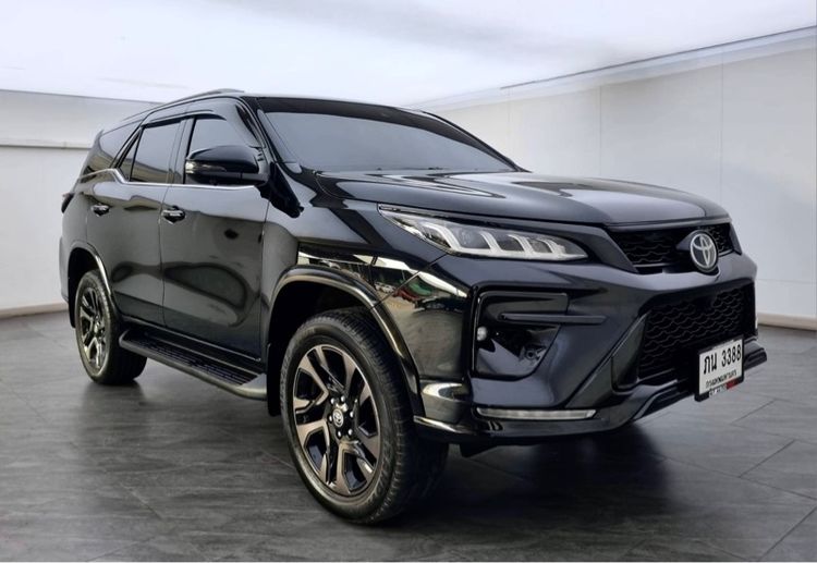 Toyota Fortuner 2024 2.8 GR Sport 4WD Utility-car ดีเซล เกียร์อัตโนมัติ ดำ รูปที่ 2