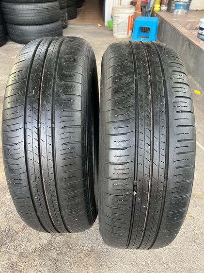 ยาง Dunlop Ec300 195 65 15 คู่ 900 บาท 